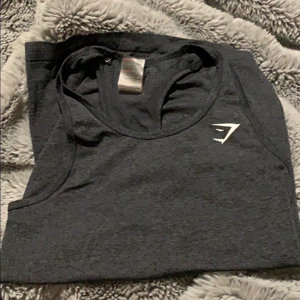 GYMSHARK top